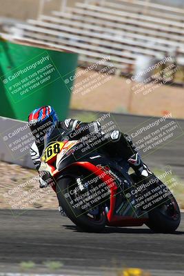 media/Jun-04-2022-WERA (Sat) [[b852bbbd55]]/Practice Races/5-750cc and up novices/